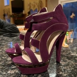Plum Collin Stuart Pumps